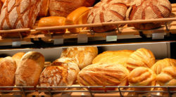 Grocery Shopping With Diabetes: How to Buy Bread and Cereal